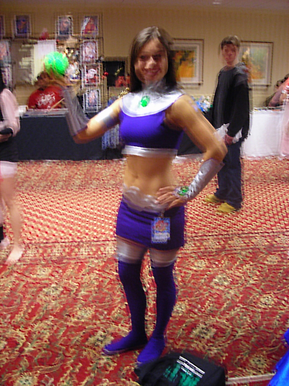 Naram's Youmacon 2006 Photos - Slide 2: Starfire (Teen Titans)